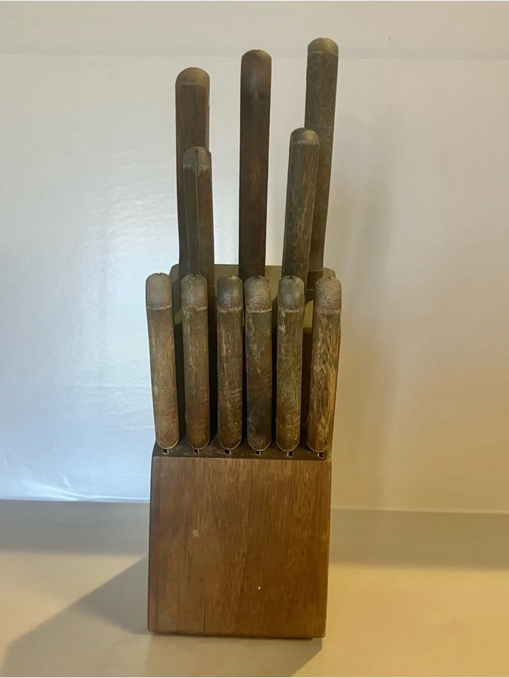 Vintage Old‎ Homestead 12 Piece Knife & Block Set Lifetime Cutlery